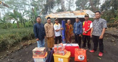 Penyaluran Bantuan BPBD Pemalang untuk Korban Kebakaran di Dukuh Dlimas Mendelem.