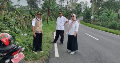 Pengecekan Jalan dan Drainase Belik Gombong Berjalan Lancar