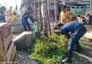 Bersih-Bersih Jalan Protokol dan Pasar dalam Peringatan Hari Lingkungan Hidup Sedunia.