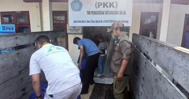 Dinsos Jateng Salurkan Bantuan Pemenuhan Kebutuhan Dasar Korban Kebakaran Pasar Belik.