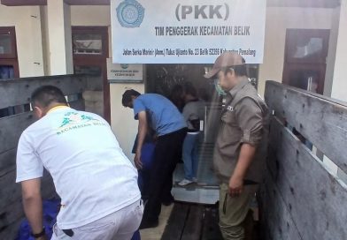 Dinsos Jateng Salurkan Bantuan Pemenuhan Kebutuhan Dasar Korban Kebakaran Pasar Belik.