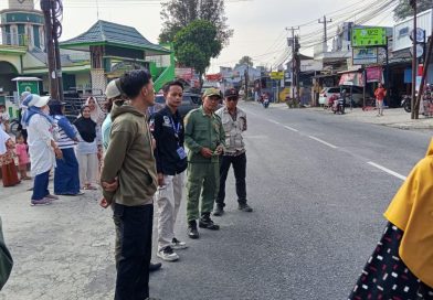 Plt. Sekcam Belik Pimpin Monitoring Pendaftaran Calon Kepala Desa.