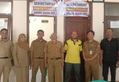 Monev Pilkades dari Dinpermasdes Kabupaten Pemalang saat meninjau kesiapan Desa Sodong Basari.